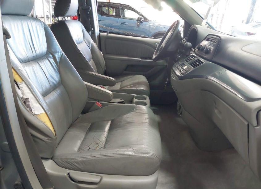 Photo 5 of 2005 Honda Odyssey EX-L (VIN 5FNRL38685B068502)