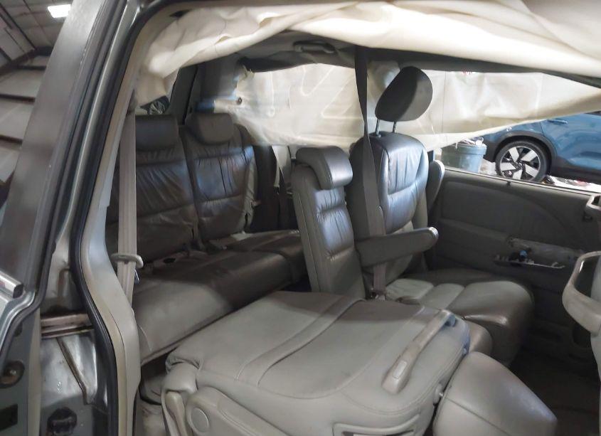 Photo 8 of 2005 Honda Odyssey EX-L (VIN 5FNRL38685B068502)