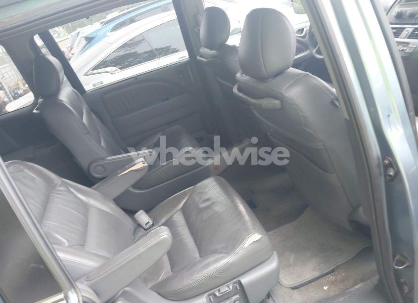 Photo 8 of 2005 Honda Odyssey EX-L (VIN 5FNRL38685B113633)