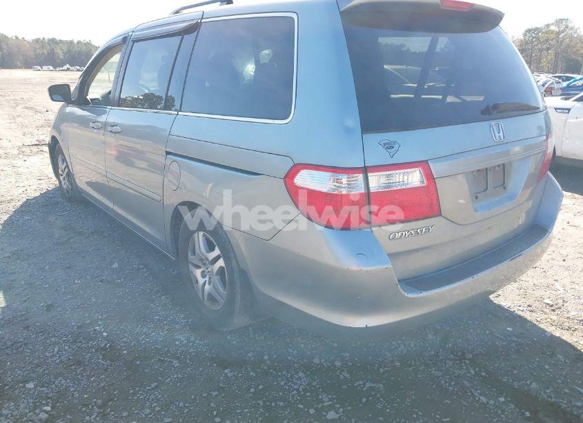 Photo 3 of 2006 Honda Odyssey EX-L (VIN 5FNRL38686B090811)