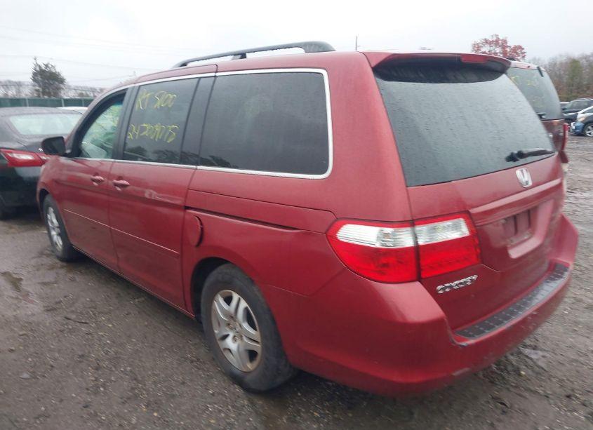Photo 3 of 2006 Honda Odyssey EX-L (VIN 5FNRL38686B099136)
