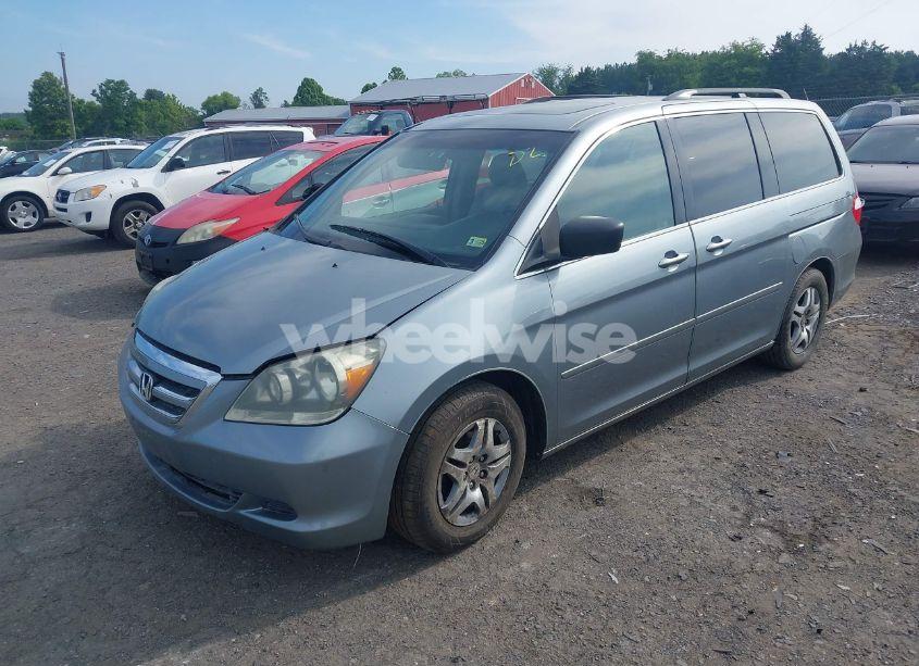 Photo 2 of 2007 Honda Odyssey EX-L (VIN 5FNRL38687B033879)