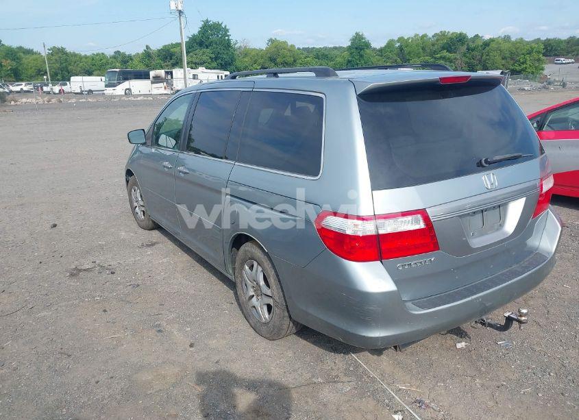 Photo 3 of 2007 Honda Odyssey EX-L (VIN 5FNRL38687B033879)
