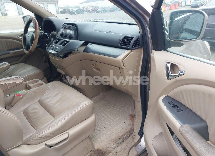 Photo 5 of 2007 Honda Odyssey EX-L (VIN 5FNRL38687B435952)