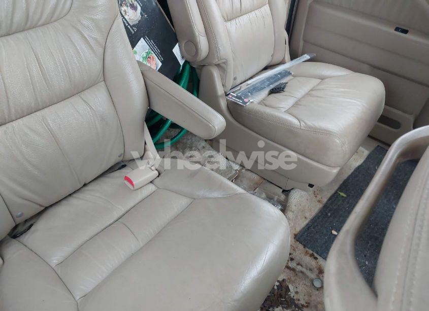 Photo 8 of 2007 Honda Odyssey EX-L (VIN 5FNRL38687B435952)