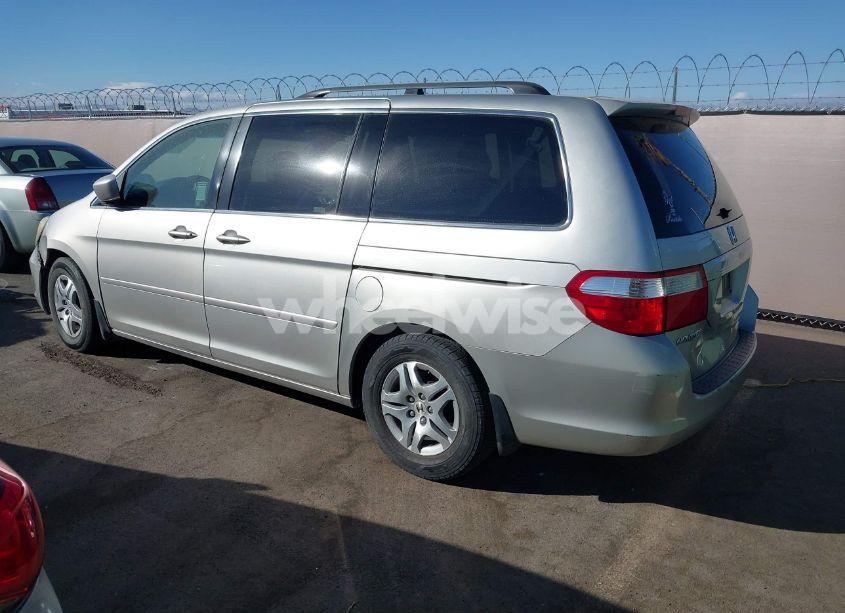 Photo 3 of 2007 Honda Odyssey EX-L (VIN 5FNRL38687B444179)