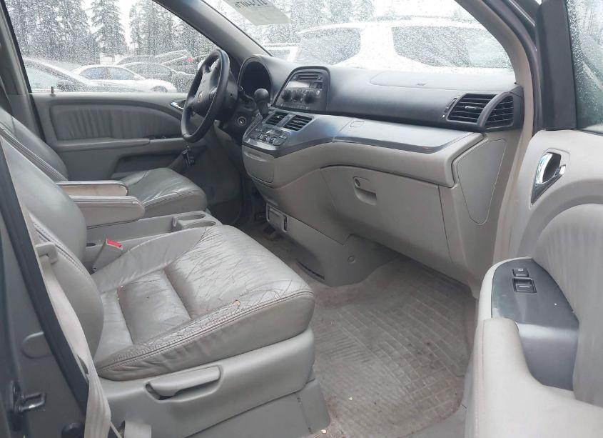 Photo 5 of 2005 Honda Odyssey EX-L (VIN 5FNRL38695B038098)