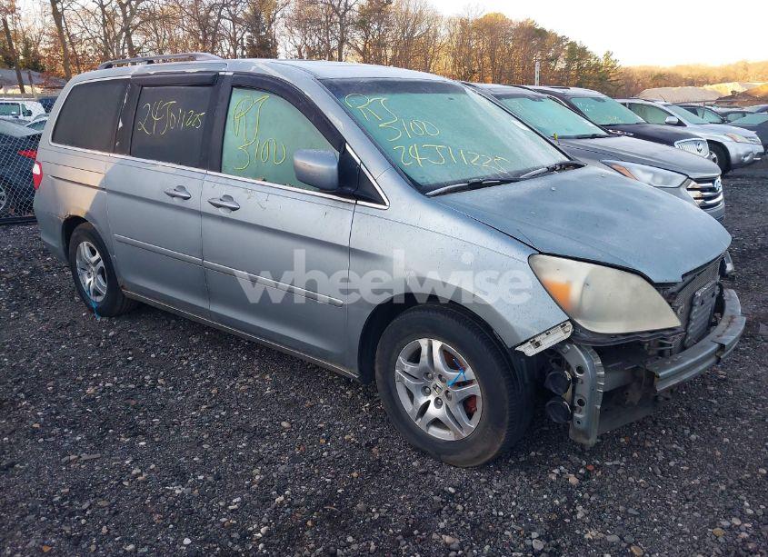 2006 Honda Odyssey EX-L (VIN 5FNRL38696B012926) main photo