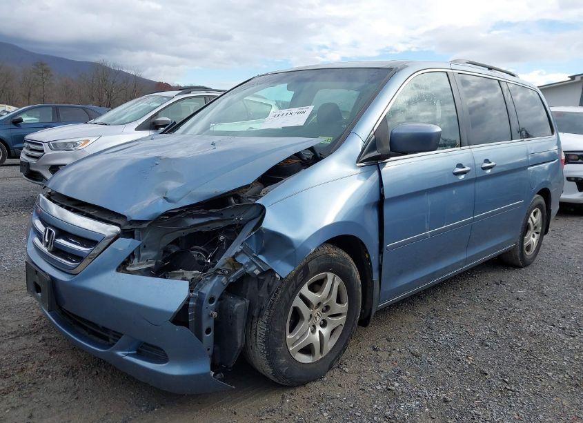 Photo 6 of 2006 Honda Odyssey EX-L (VIN 5FNRL38696B031072)