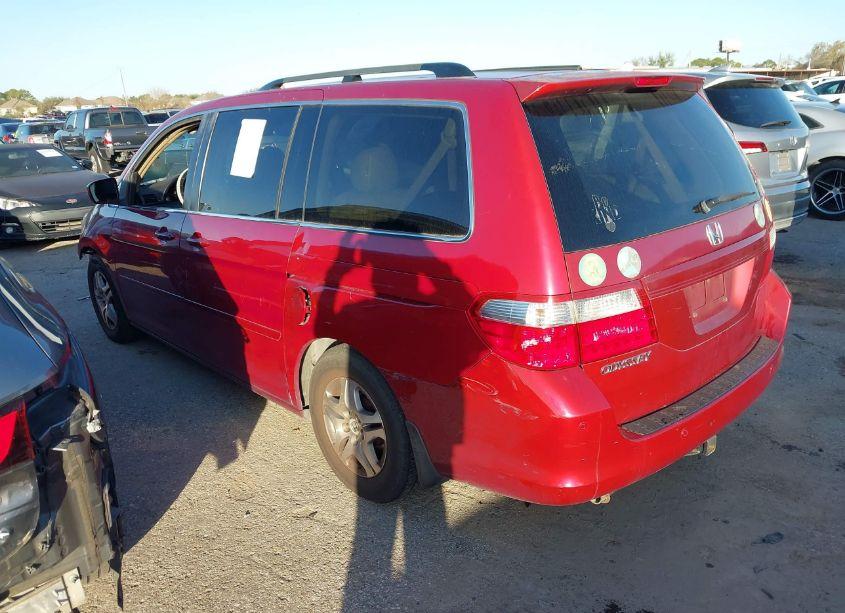 Photo 3 of 2006 Honda Odyssey EX-L (VIN 5FNRL38696B443296)