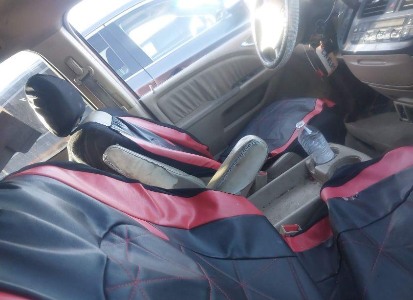 Photo 5 of 2006 Honda Odyssey EX-L (VIN 5FNRL38696B443296)