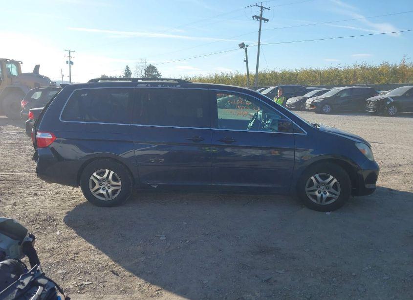 Photo 13 of 2007 Honda Odyssey EX-L (VIN 5FNRL38697B020249)
