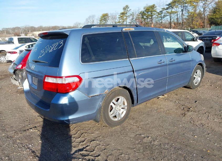 Photo 4 of 2007 Honda Odyssey EX-L (VIN 5FNRL38697B055745)