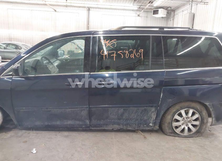 Photo 14 of 2008 Honda Odyssey EX-L (VIN 5FNRL38698B052703)