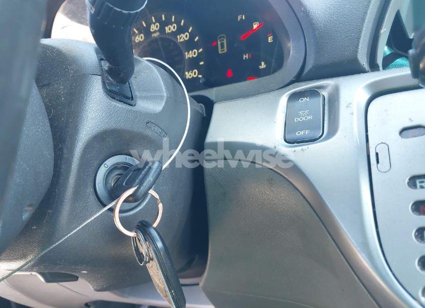 Photo 11 of 2008 Honda Odyssey EX-L (VIN 5FNRL38698B104251)