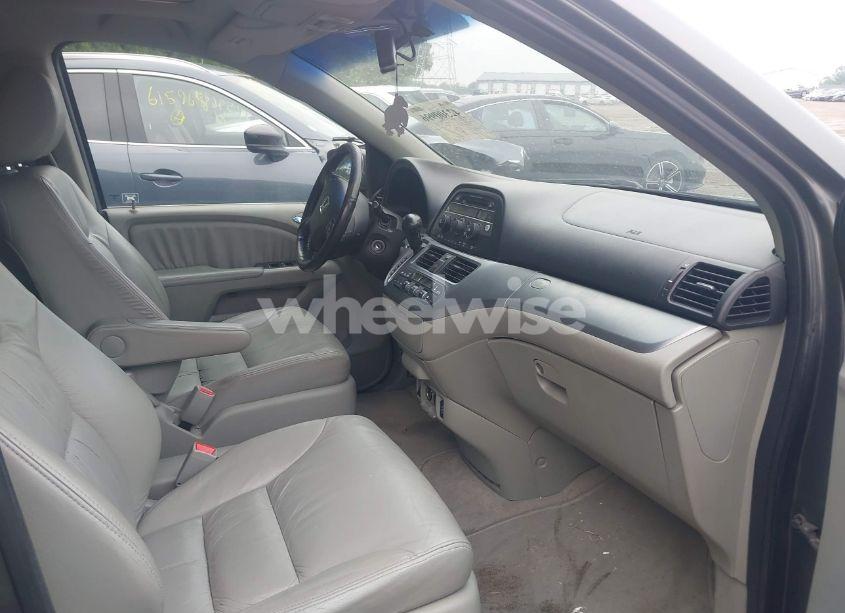 Photo 5 of 2008 Honda Odyssey EX-L (VIN 5FNRL38698B413458)