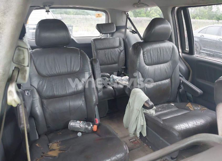 Photo 8 of 2005 Honda Odyssey EX-L (VIN 5FNRL386X5B411682)