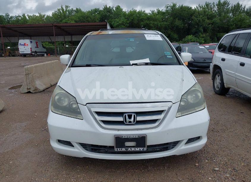 Photo 6 of 2006 Honda Odyssey EX-L (VIN 5FNRL386X6B042310)