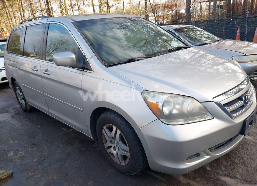 2006 Honda Odyssey EX-L (VIN 5FNRL386X6B446496) main photo