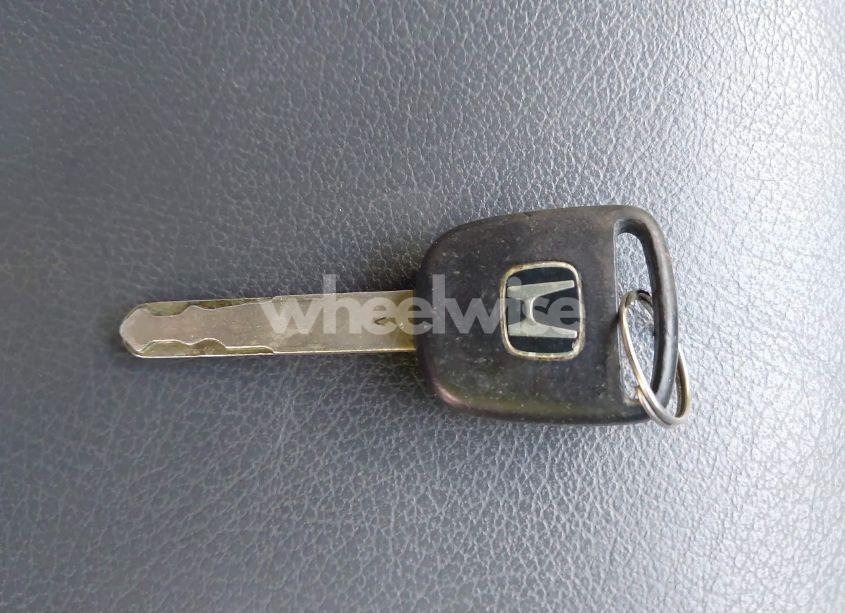 Photo 11 of 2006 Honda Odyssey EX-L (VIN 5FNRL386X6B446496)