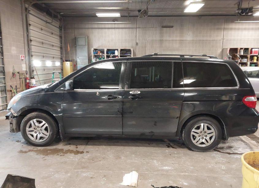 Photo 15 of 2007 Honda Odyssey EX-L (VIN 5FNRL386X7B067080)