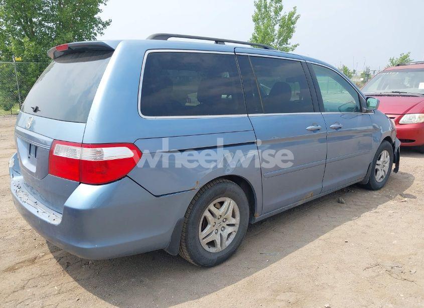 Photo 4 of 2007 Honda Odyssey EX-L (VIN 5FNRL386X7B125401)