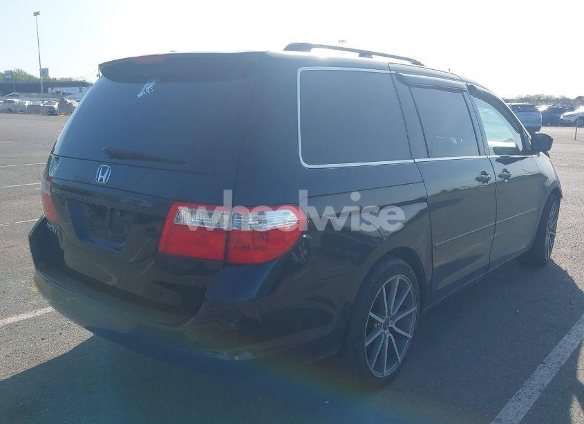 Photo 4 of 2007 Honda Odyssey EX-L (VIN 5FNRL386X7B128430)