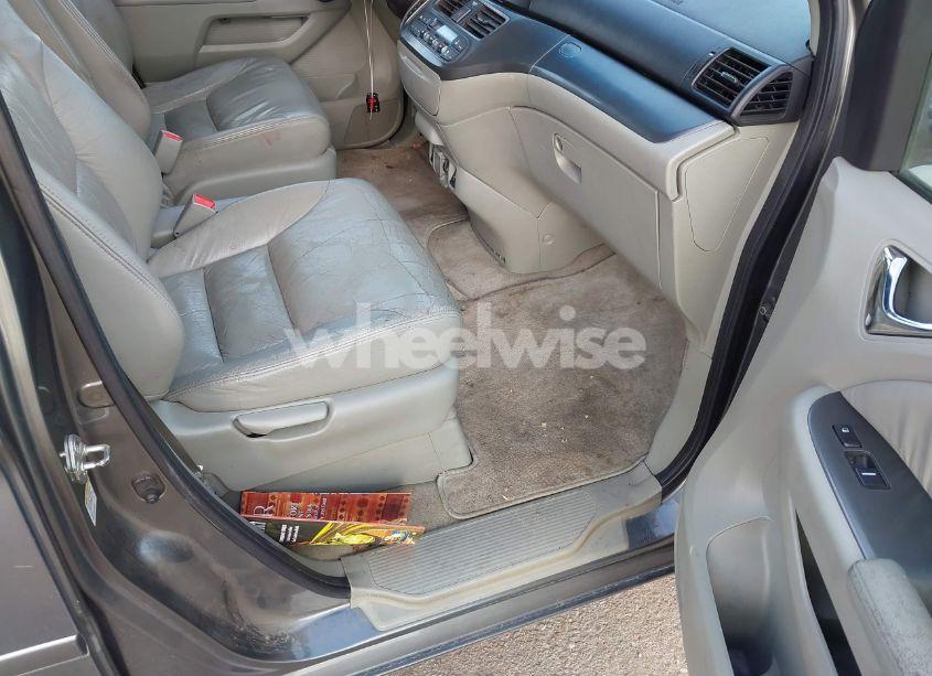 Photo 5 of 2007 Honda Odyssey EX-L (VIN 5FNRL386X7B448752)