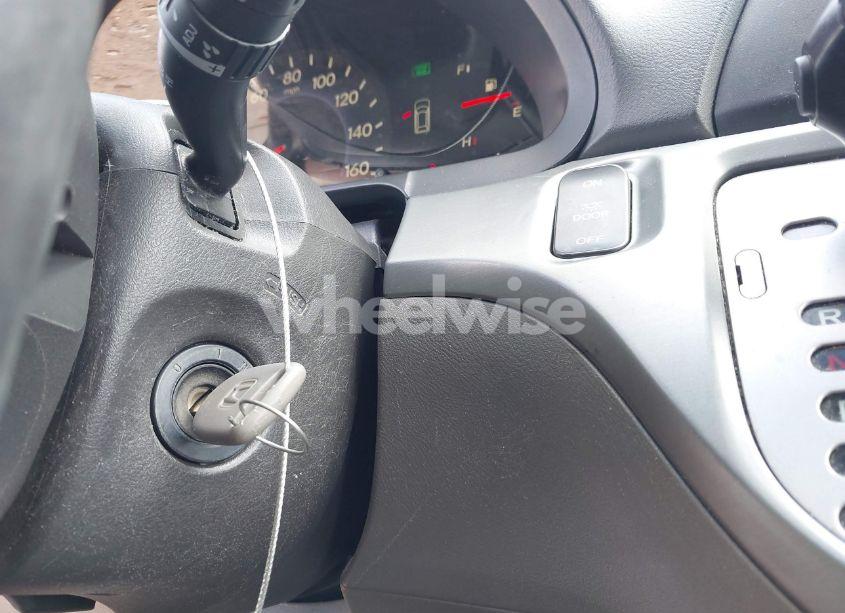 Photo 11 of 2008 Honda Odyssey EX-L (VIN 5FNRL386X8B031732)