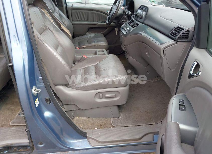 Photo 5 of 2008 Honda Odyssey EX-L (VIN 5FNRL386X8B089405)