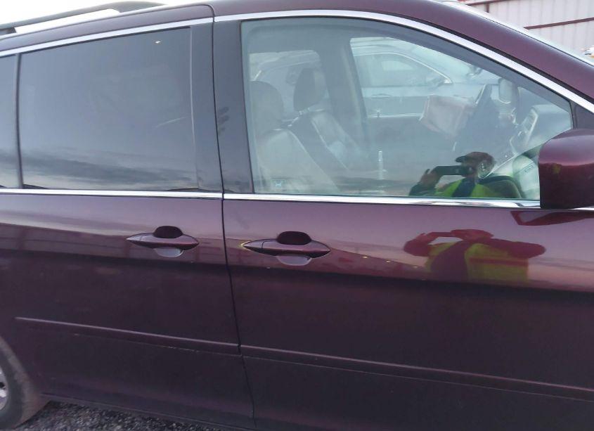 Photo 14 of 2009 Honda Odyssey EX-L (VIN 5FNRL386X9B021557)