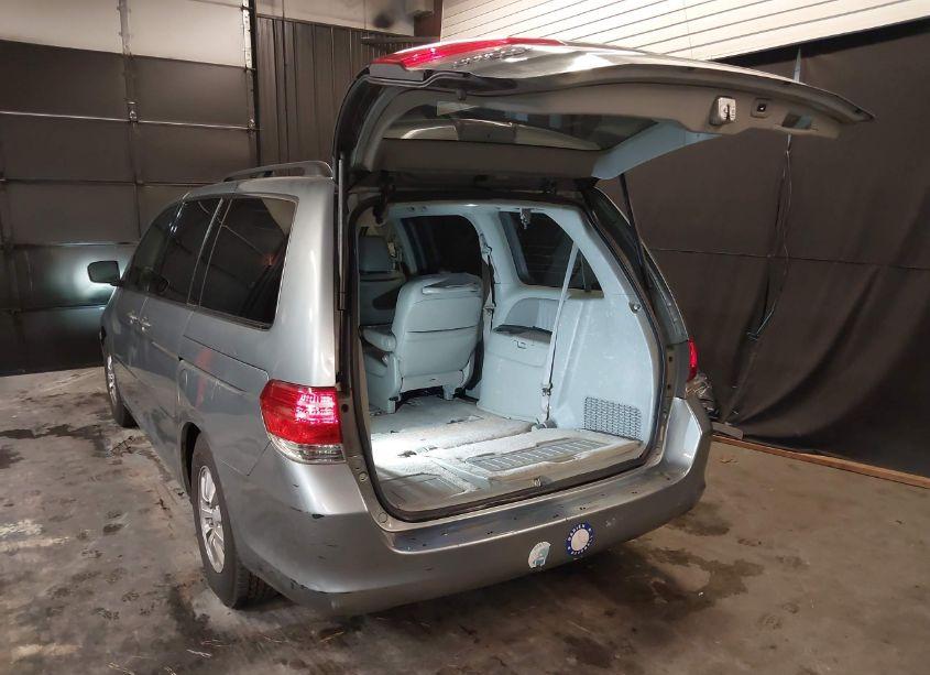 Photo 3 of 2009 Honda Odyssey EX-L (VIN 5FNRL386X9B035944)