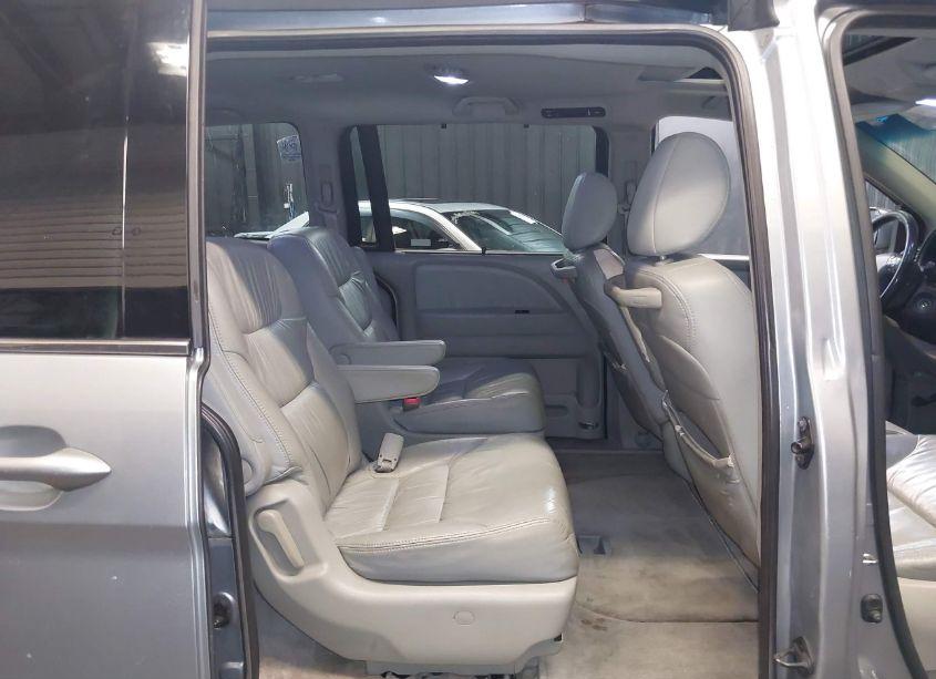 Photo 8 of 2009 Honda Odyssey EX-L (VIN 5FNRL386X9B035944)