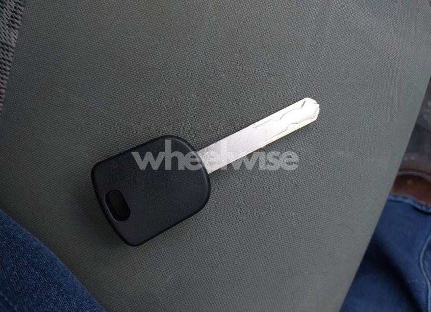 Photo 11 of 2005 Honda Odyssey EX-L (VIN 5FNRL38705B063531)