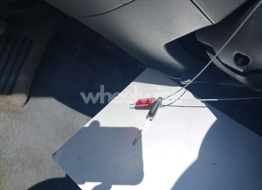 Photo 11 of 2005 Honda Odyssey EX-L (VIN 5FNRL38705B101095)