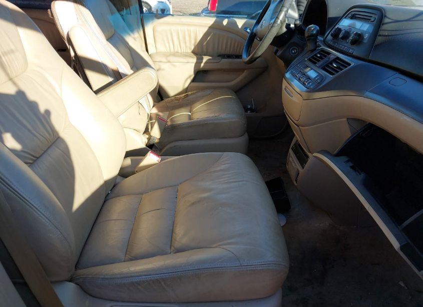 Photo 5 of 2005 Honda Odyssey EX-L (VIN 5FNRL38705B118608)