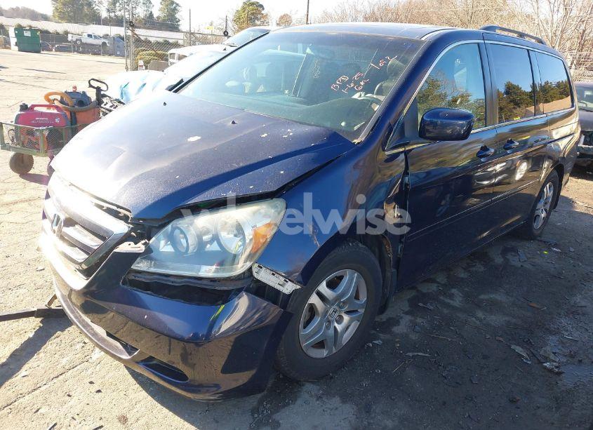 Photo 2 of 2006 Honda Odyssey EX-L (VIN 5FNRL38706B004299)