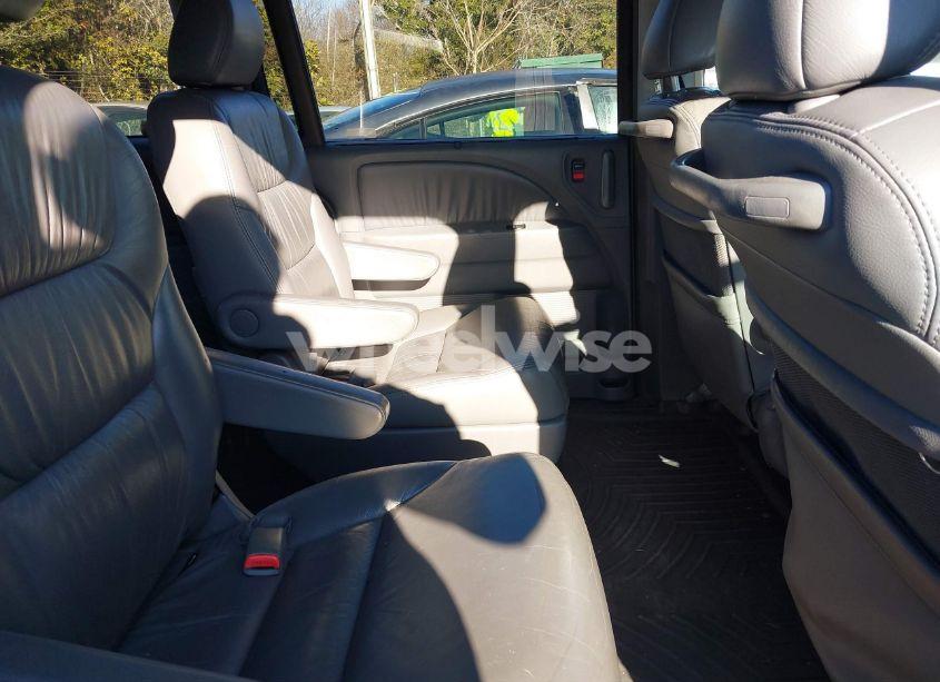 Photo 8 of 2006 Honda Odyssey EX-L (VIN 5FNRL38706B004299)