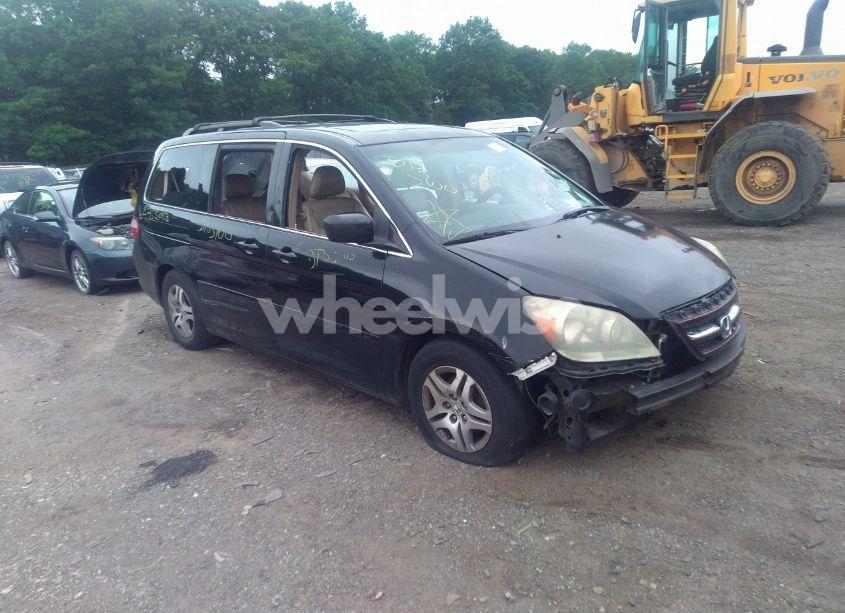 2006 Honda Odyssey EX-L (VIN 5FNRL38706B006697) main photo