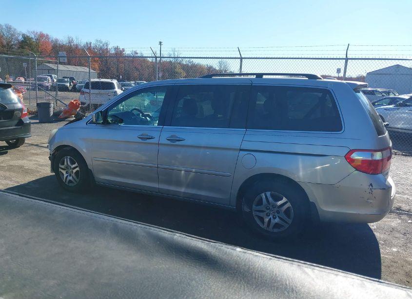 Photo 14 of 2006 Honda Odyssey EX-L (VIN 5FNRL38706B032409)