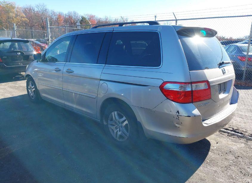 Photo 3 of 2006 Honda Odyssey EX-L (VIN 5FNRL38706B032409)