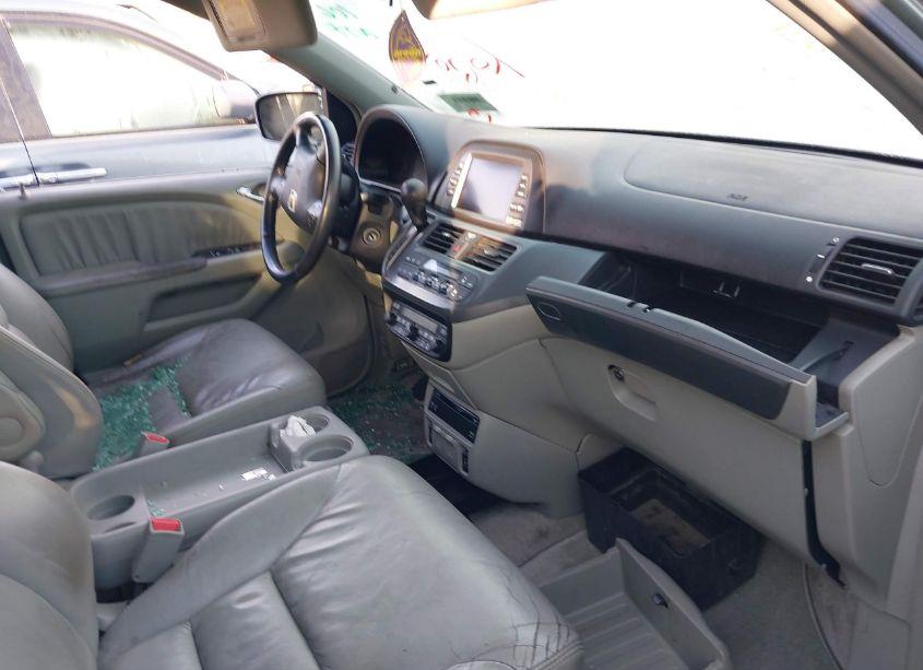 Photo 5 of 2006 Honda Odyssey EX-L (VIN 5FNRL38706B066995)