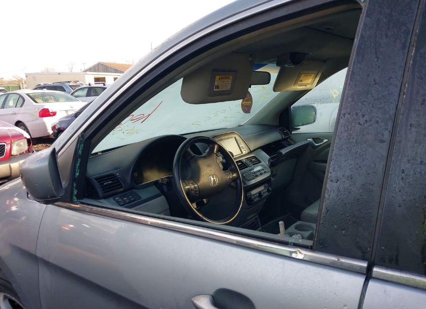 Photo 6 of 2006 Honda Odyssey EX-L (VIN 5FNRL38706B066995)