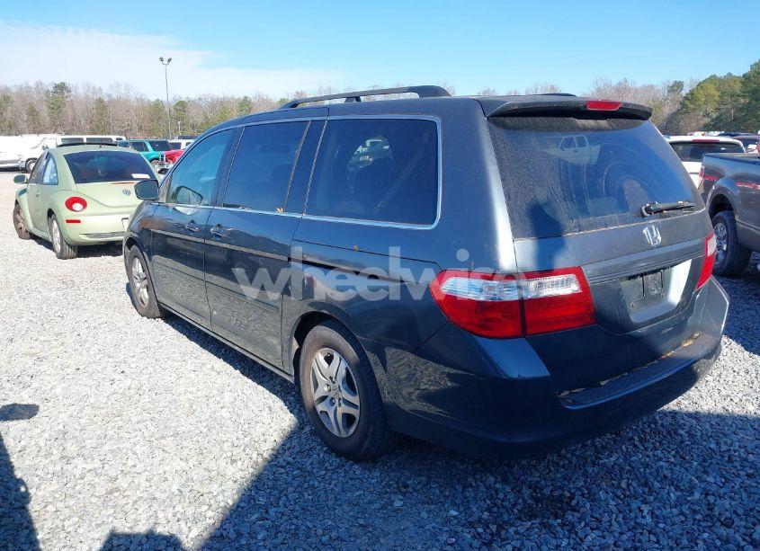 Photo 3 of 2006 Honda Odyssey EX-L (VIN 5FNRL38706B415606)