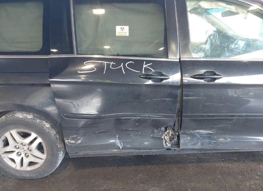 Photo 6 of 2006 Honda Odyssey EX-L (VIN 5FNRL38706B446046)