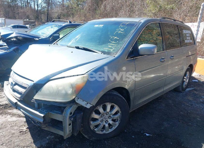 Photo 2 of 2007 Honda Odyssey EX-L (VIN 5FNRL38707B045470)