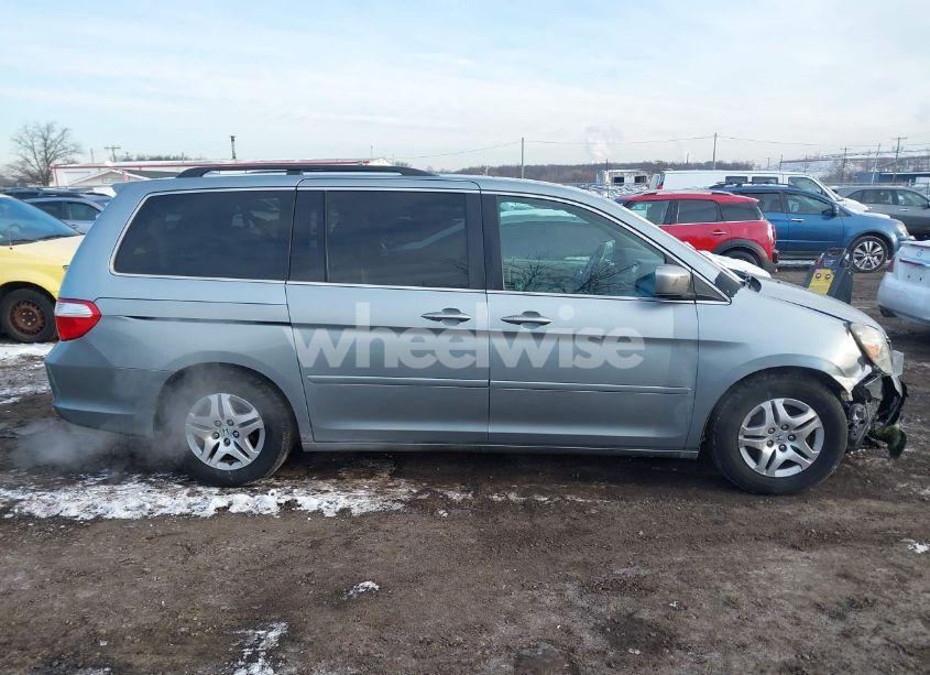 Photo 13 of 2007 Honda Odyssey EX-L (VIN 5FNRL38707B131989)