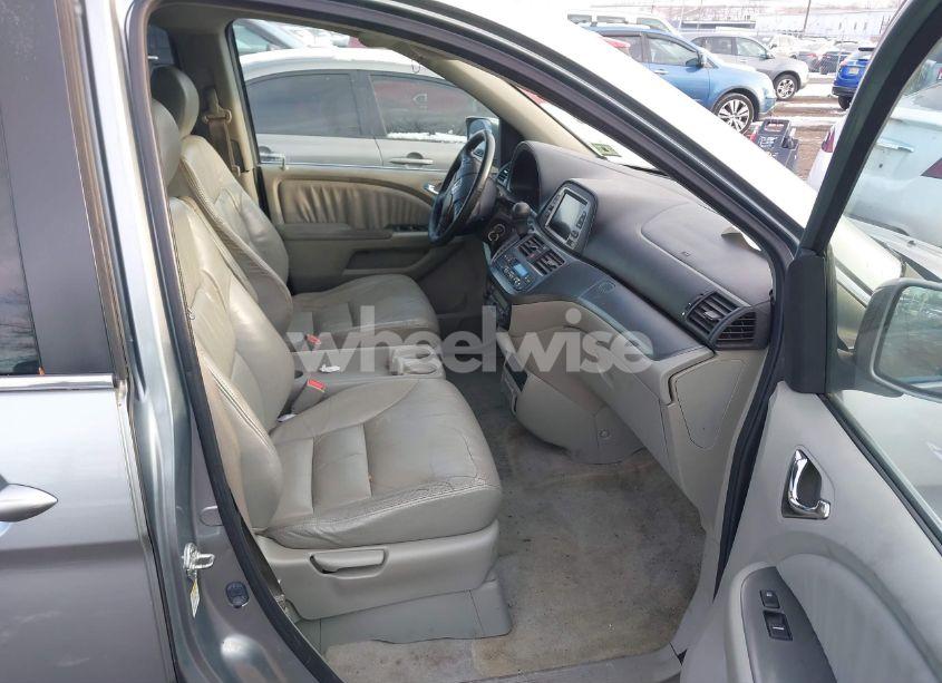 Photo 5 of 2007 Honda Odyssey EX-L (VIN 5FNRL38707B131989)