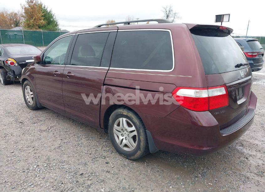 Photo 3 of 2007 Honda Odyssey EX-L (VIN 5FNRL38707B461437)