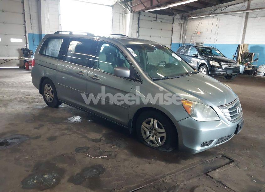 2008 Honda Odyssey EX-L (VIN 5FNRL38708B027326) main photo